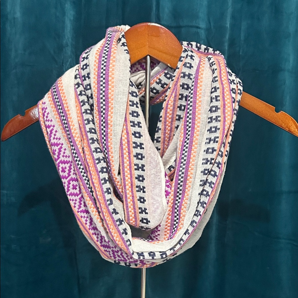 Elegant Multicolor Patterned Scarf